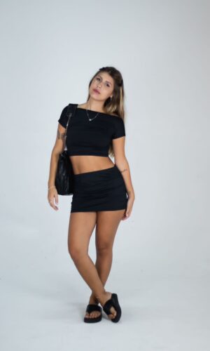 Blusa Basic costas abertas