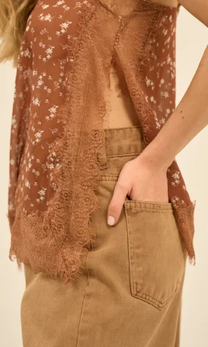 Batinha Floral renda