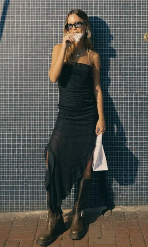 Vestido Tomara que Caia Babados laise